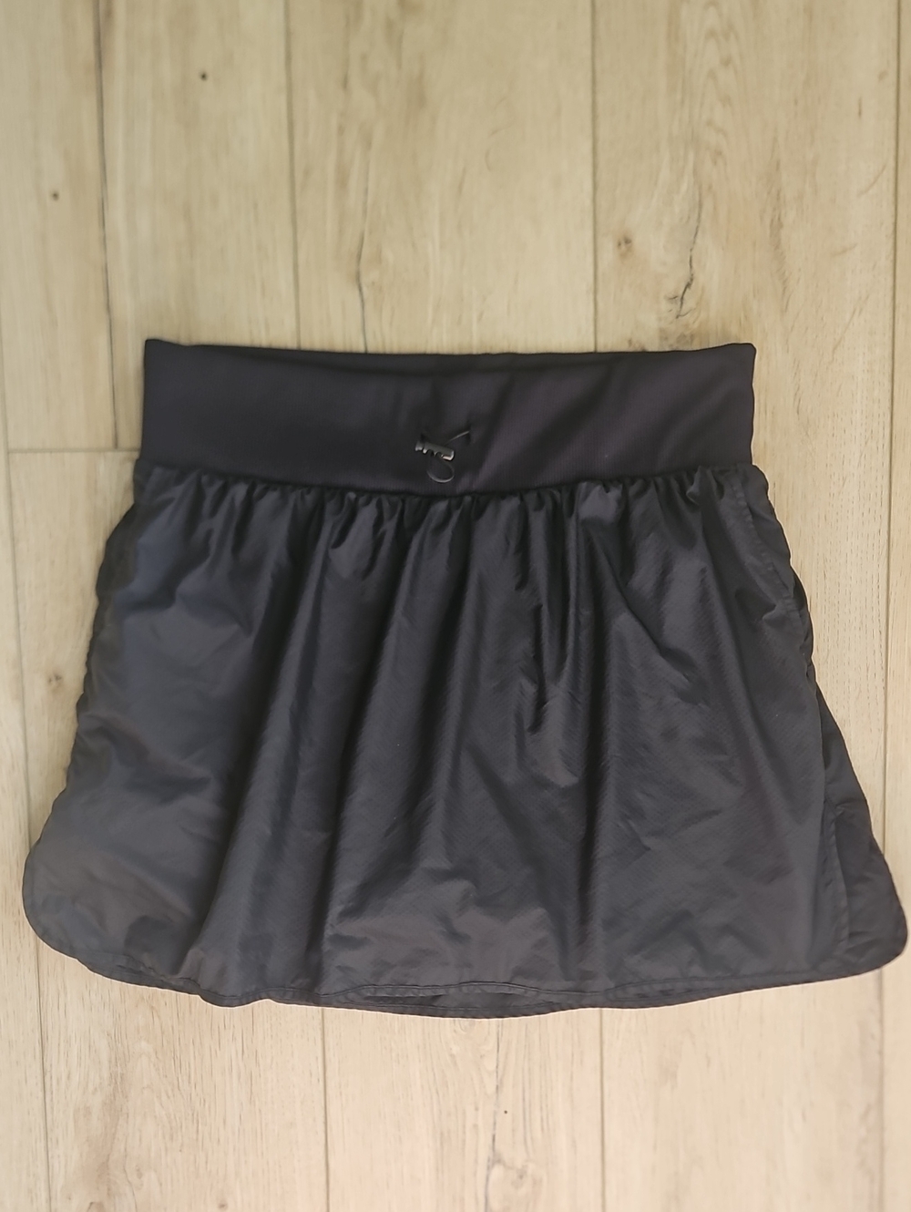 Black Women's Athletic Skirt - Built In Undershorts Pockets